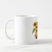 花瓶に生けた美しいひまわり コーヒーマグカップ (左)