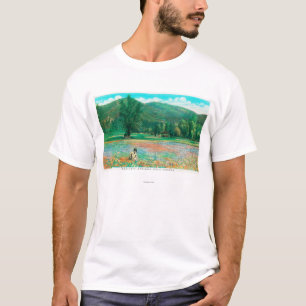 花盛りの分野の眺め Tシャツ