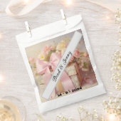 花結婚付き美しいギフトボックス フェイバーバッグ (クリップ留めされた状態)