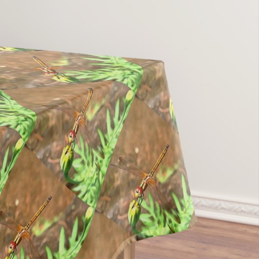 花芸術的頭に乗って休むトンボ テーブルクロス (インサイチュ)