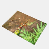 花芸術的頭に乗って休むトンボ ドアマット (アングル)