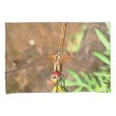 花芸術的頭に乗って休むトンボ 枕カバー (正面右)