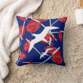 花飛ぶ鳥模様のクッションカバー クッション (ブランケット)