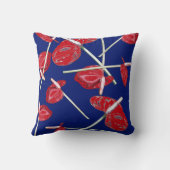 花飛ぶ鳥模様のクッションカバー クッション (裏面)