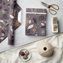 花、どんぐり、松のコーン、灰色の星 ラッピングペーパー