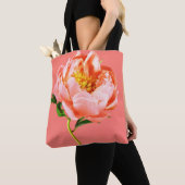 花 |サンゴの牡丹の花 トートバッグ (クローズアップ)
