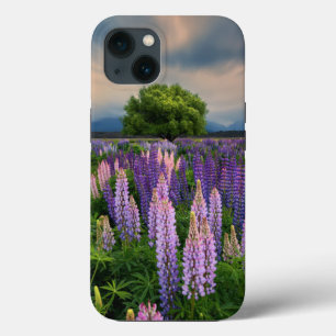 花  ニュージーランドのルピネ畑 iPhone 13ケース