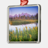 花 |ワイオミング州グランドテトン国立公園 メタルオーナメント (左)