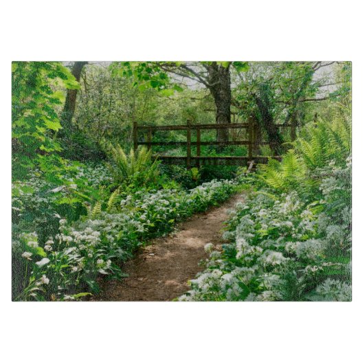 花 |森の白い野草 カッティングボード (正面)