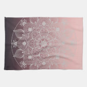 花、葉フローラ、ピンクの白レースの曼荼羅 キッチンタオル (横)