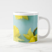 花 |黄色の水仙 ジャンボコーヒーマグカップ (右)