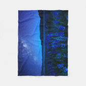 花 | Lupines Blooming at Night Lake Tekapo フリースブランケット (正面)