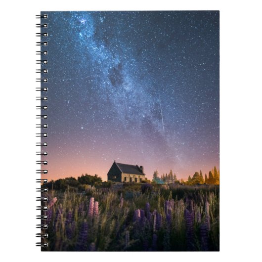 花 | Lupines Blooming Lake Tekapo New Zealand ノートブック (正面)