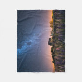 花 | Lupines Blooming Lake Tekapo New Zealand フリースブランケット (正面)