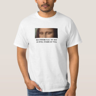 芸術に満ちた部屋で私はまだあなたを見詰める Tシャツ