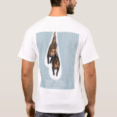 芸術の人形を雨が降ること Tシャツ (裏面)