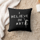 芸術の妖精: 私は芸術(黒)で信じます クッション (ブランケット)
