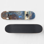 芸術家のポイントからの滝を下げて下さい スケートボード (横)