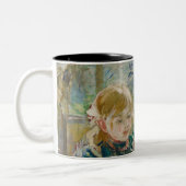 芸術家の娘、彼女の乳母を持つジュリー、 ツートーンマグカップ (左)