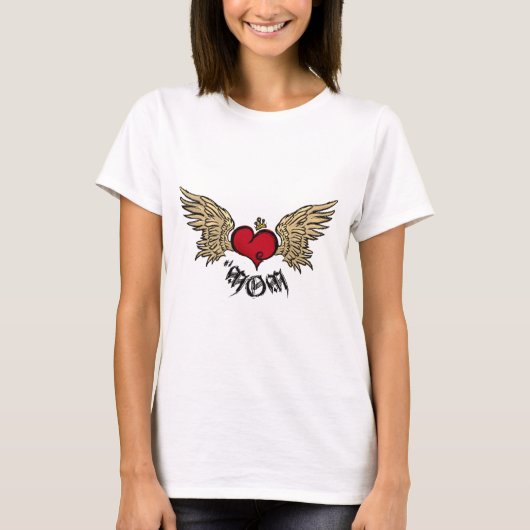 芸術的な翼との入れ墨のお母さんによって戴冠させるハート Tシャツ (正面)