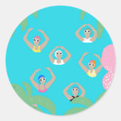 芸術的泳ぐ人 |スイミング芸術的イラストレーション ラウンドシール (正面)