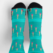 芸術的泳ぐ人 – 水中で泳ぐ ソックス (上部)