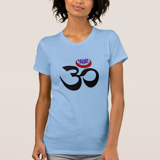 芸術的Om – 女性のヨガTシャツ Tシャツ (正面)
