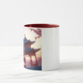 若いチョンサム美しい中国の新年ポーズ マグカップ (中央)