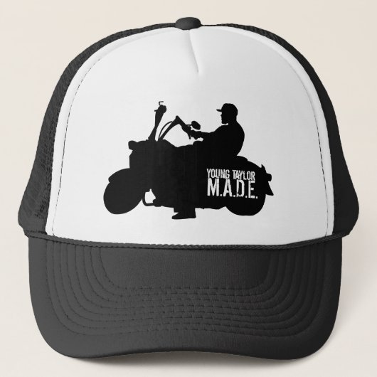 若いテイラーは帽子を作りました キャップ (正面)