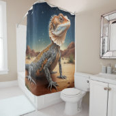 若いフリルの首のトカゲ野生動物のシーン シャワーカーテン (インサイチュ)