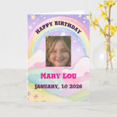 若い女の子のためのハッピーバースデーは私に色を付ける カード (黄色い花)