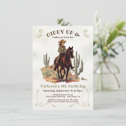 若い女性のカーボーイ馬の誕生日パーティー 招待状 (スタンド正面)