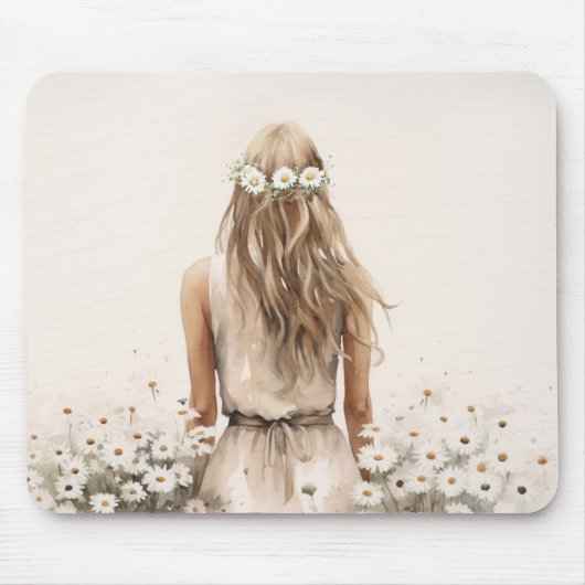 . .若い女性のデイジー畑の水色 マウスパッド (正面)
