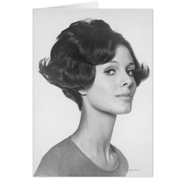 若い女性 (正面)