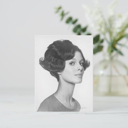 若い女性 ポストカード (スタンド正面)