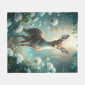 若い子鹿 フリースブランケット (正面(横))