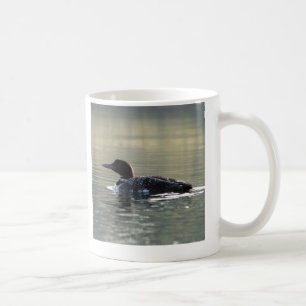 若い水潜り鳥のコーヒー・マグ コーヒーマグカップ