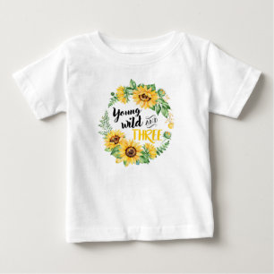 若い野生および3 Tシャツ