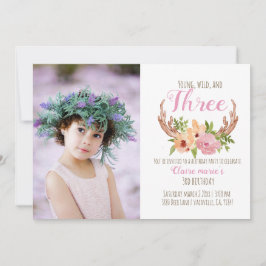 若い野生と3つのウッドランドの誕生日招待状 招待状