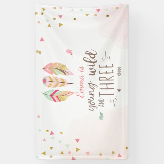 若い野生と3つの誕生日バナーピンクの女の子 横断幕 (縦)