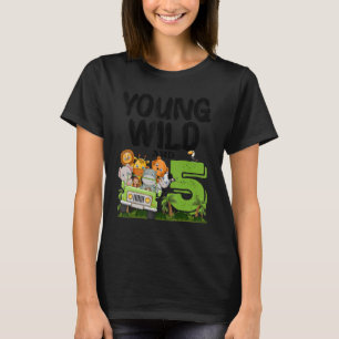 若い野生と5番目の誕生日サファリ動物The Tシャツ