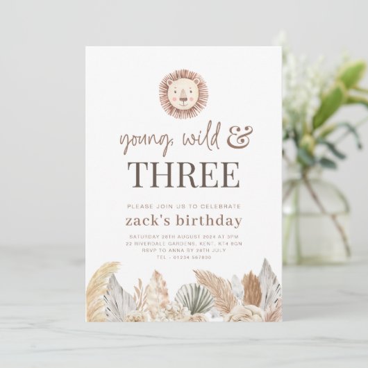 若くてワイルドで3つのニュートラルな葉の写真招待状 招待状 (スタンド正面)