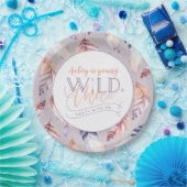 若くて荒々しい三人の誕生日パーティー ペーパープレート (パーティー)