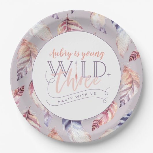 若くて荒々しい三人の誕生日パーティー ペーパープレート (正面)