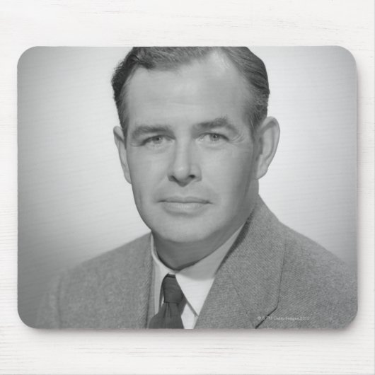 若者のポートレート マウスパッド (正面)