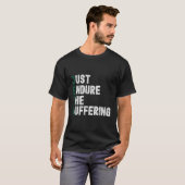 苦しいサッカーに耐えおもしろいる Tシャツ (正面フル)