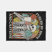 苦しみとカフェイン骨格ハロウィーンCoで煽られる フリースブランケット (正面(横))