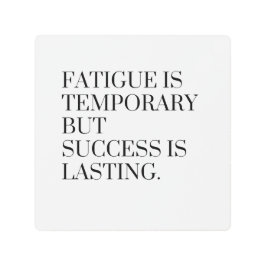 苦痛は一時的だが成功は永遠だ メタルプリント