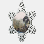 英ビクトリアン国 スノーフレークピューターオーナメント (右)