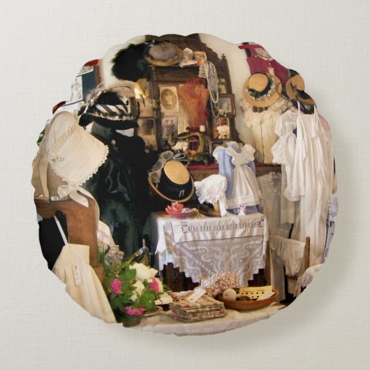 英ビクトリアン国 ラウンドクッション (正面)